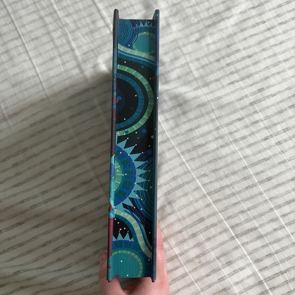 Fairyloot - The God and the Gumiho - Picture 2 of 2